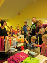 Arpoja osti lähes jokainen tapahtumassa vieraillut.